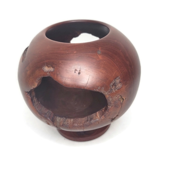 Burl bowl hollow vessel on pedestal with holes - Picture 12 of 15